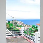 Renovated Traditional House W 3br & Outdoor Space Funchal