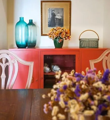 Villa Renovated Traditional House W 3br & Outdoor Space Funchal (Madeira)