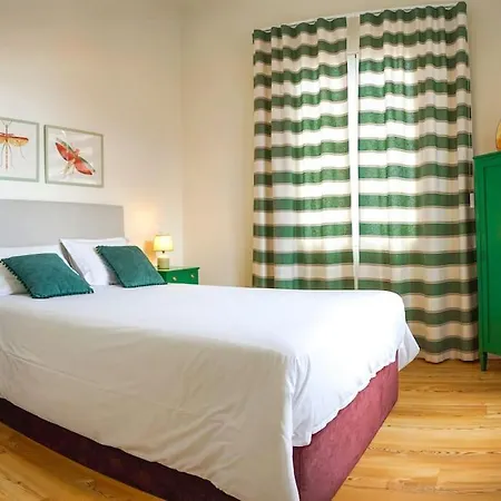 Renovated Traditional House W 3br & Outdoor Space Willa Funchal (Madeira)