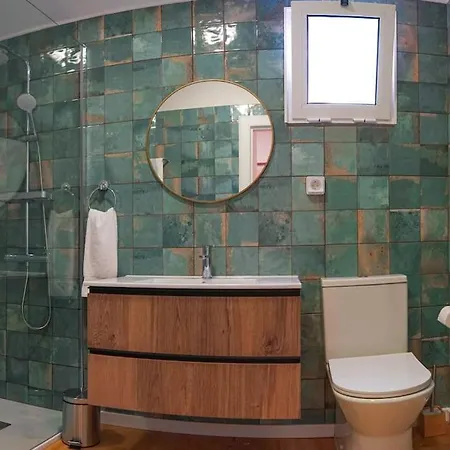 Вилла Renovated Traditional House W 3br & Outdoor Space Фуншал