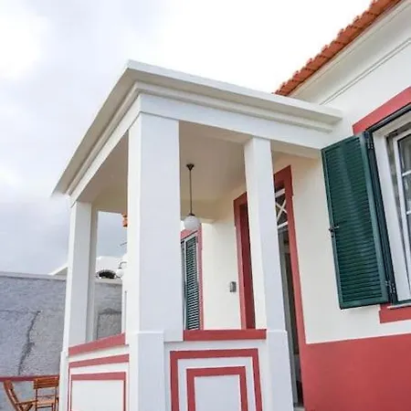 Villa Renovated Traditional House W 3br & Outdoor Space